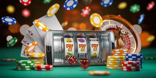 Mobile platform interface showing esports and slot game navigation